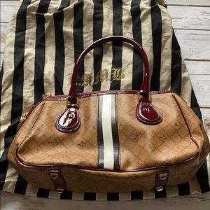 LAMB purse by Gwen Stefani